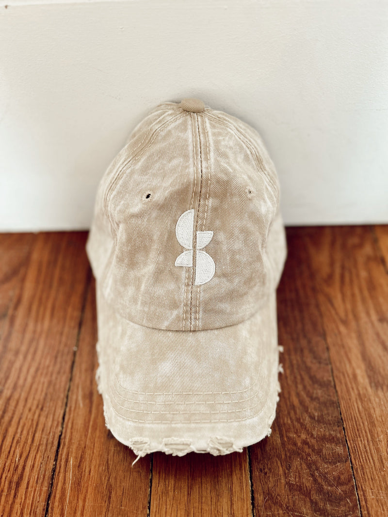 The Ginette Cap - Beige