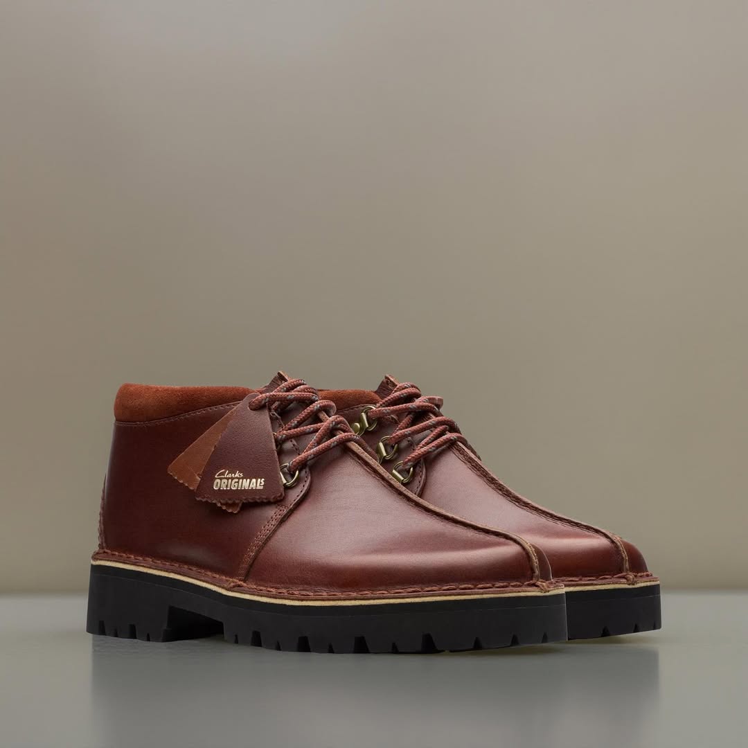 Trek Hike Boots - British Tan Leather - Men