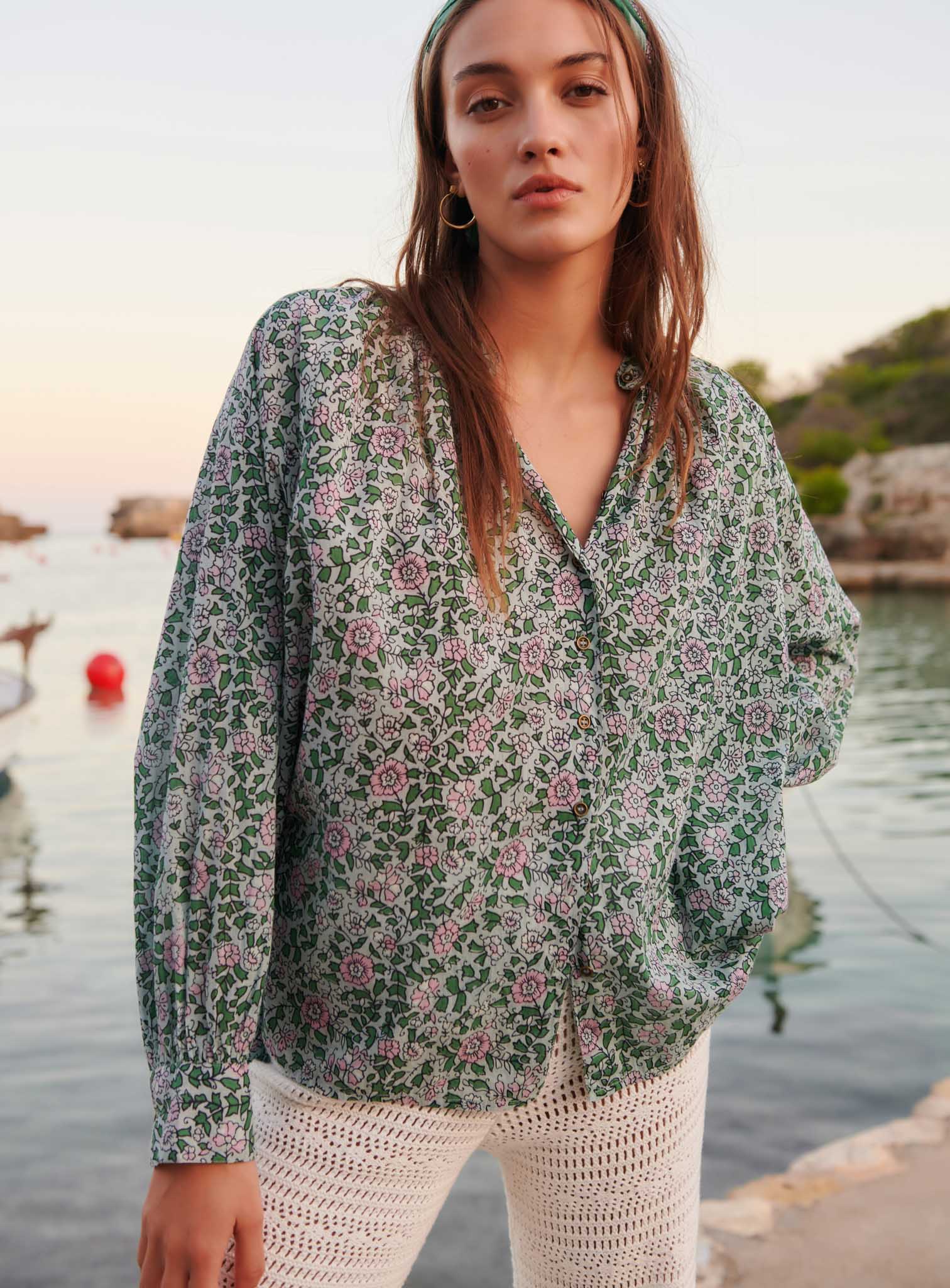 THEA LIGHT FLORAL SHIRT PETITE MENDIGOTE