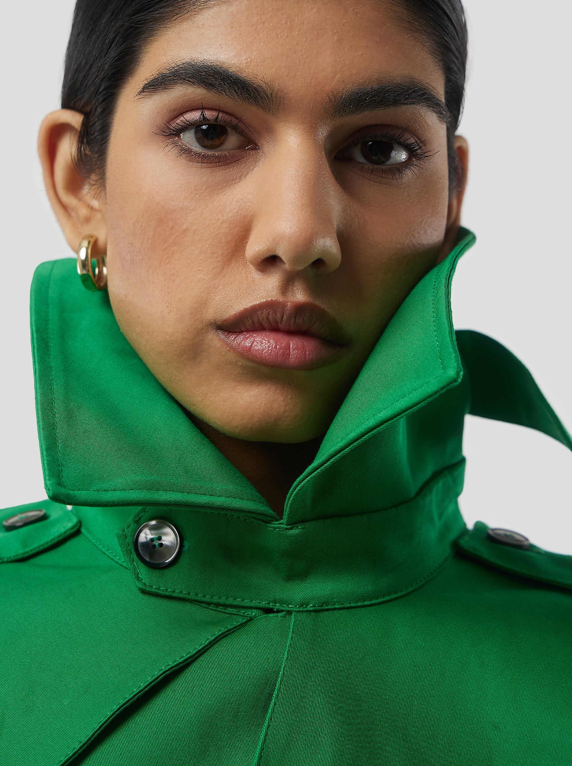 Trench Crop Trevor In Technical Kelly Green Fabric