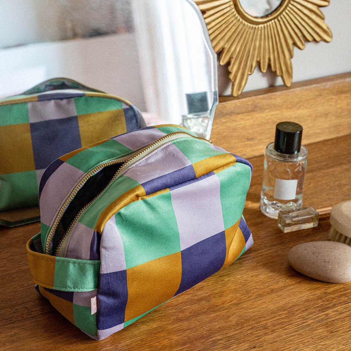 Trousse De Toilette Velours Caro Doré