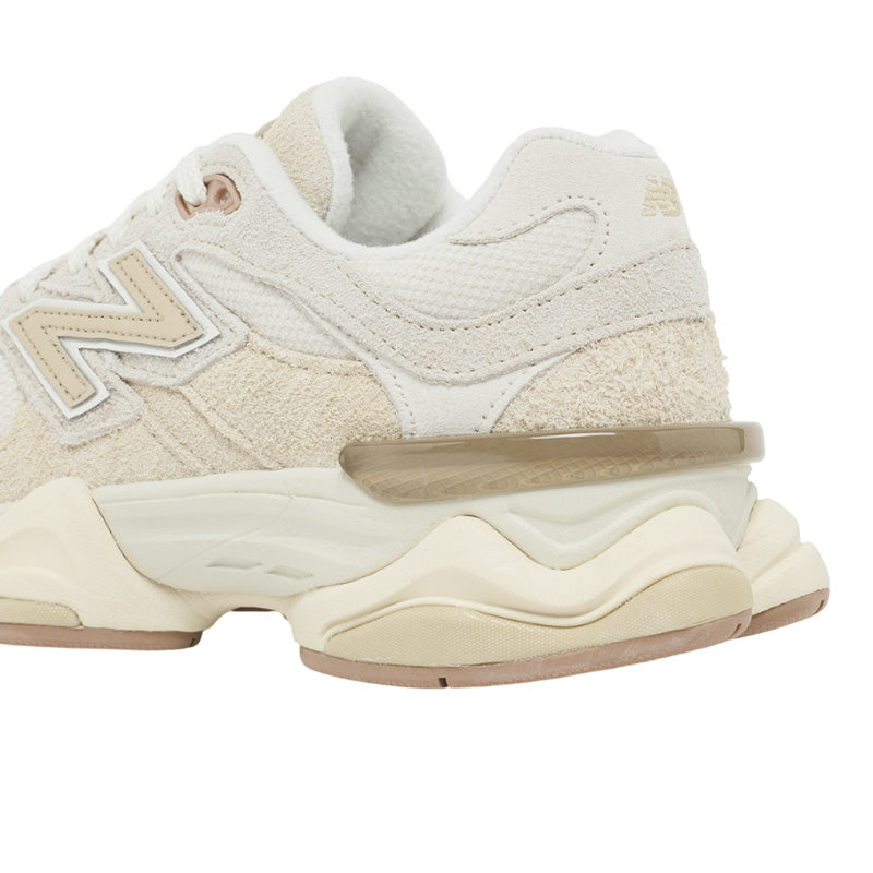 Baskets New Balance U9060 - Beige, Marron