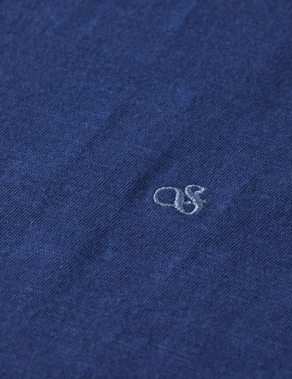 T-shirt V-Neck With Ampersand Embroidery - Oceana