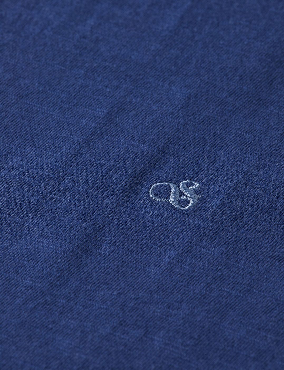 T-shirt V-Neck With Ampersand Embroidery - Oceana