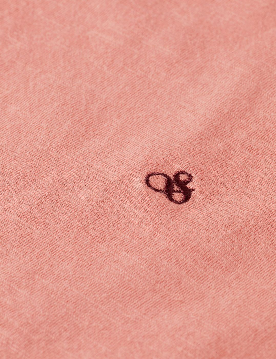 T-shirt V-Neck With Ampersand Embroidery - Canyon Clay