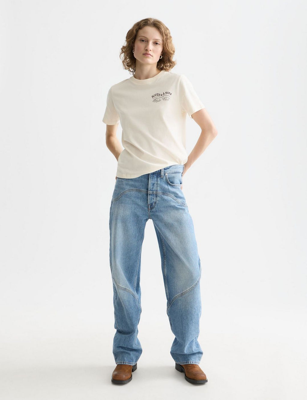 T-shirt Small Chest Artwork Regular Fit - Eggnog
