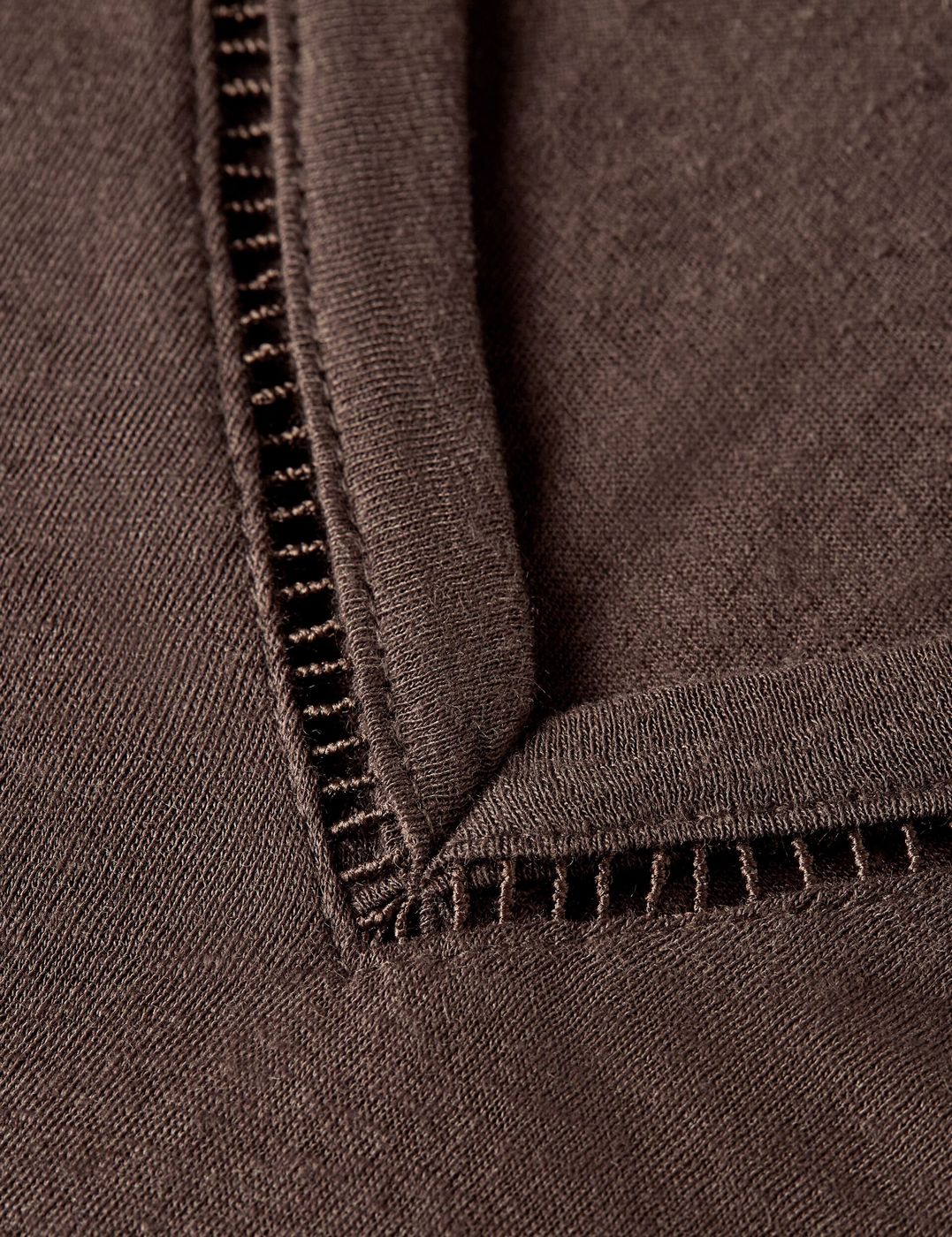 Linen V-Neck T-Shirt - Hot Fudge