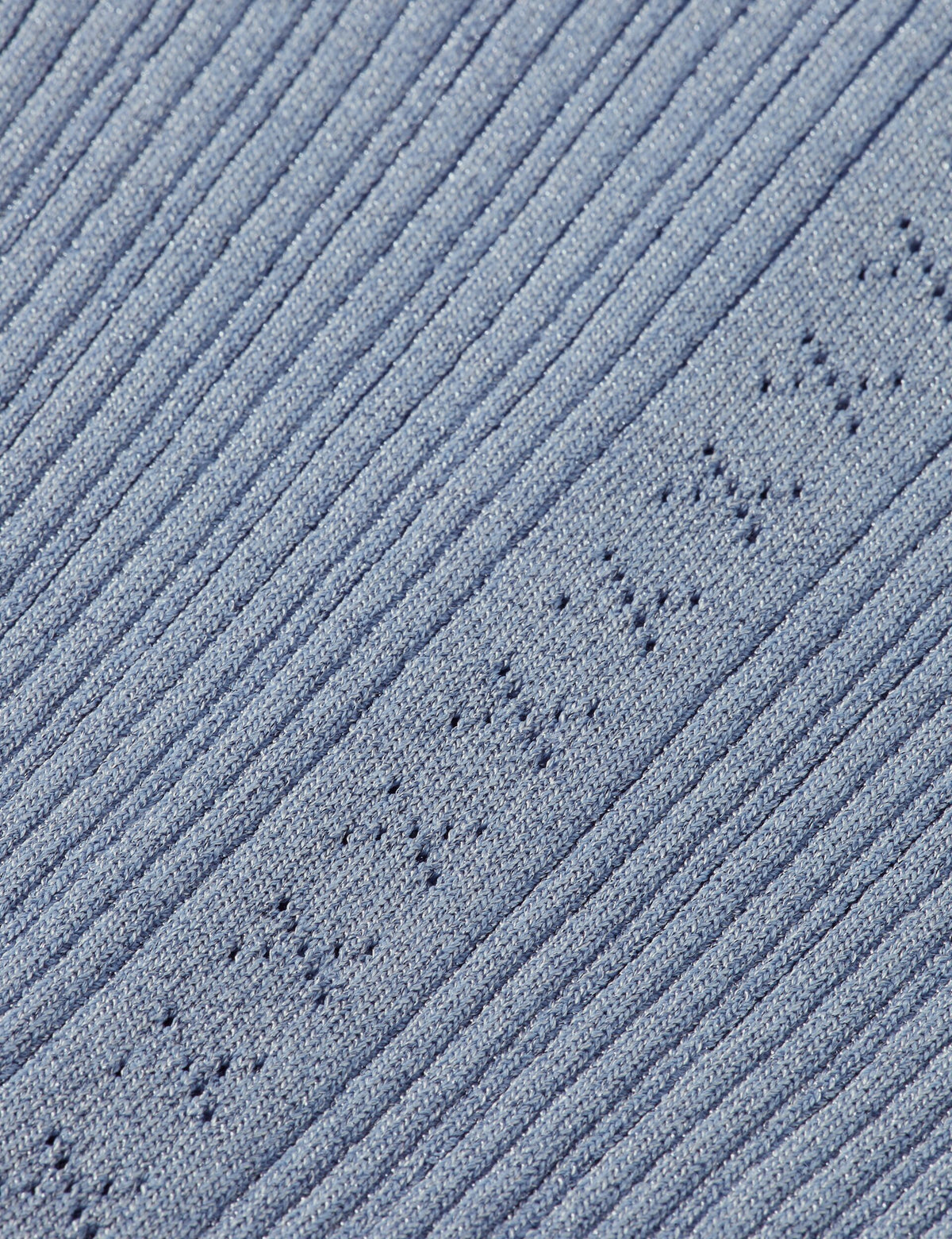 Figurnära ribbstickad kofta med metallicglans - Metallic denimblå