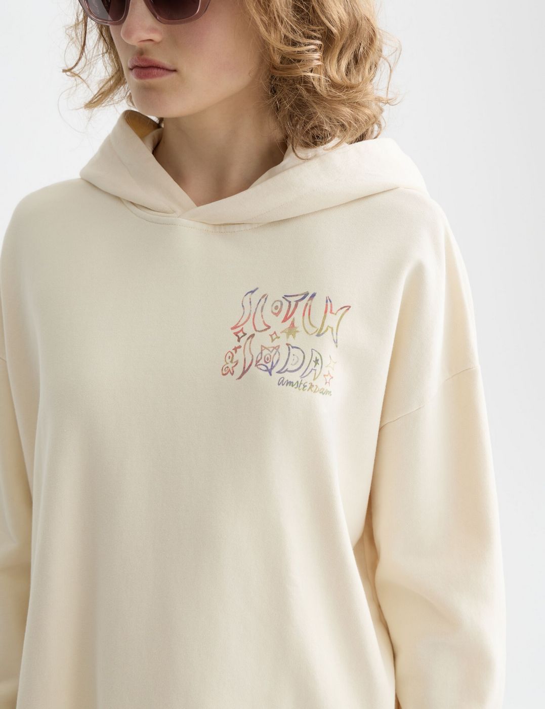 Sweat à capuche Washed Artwork - Eggnog