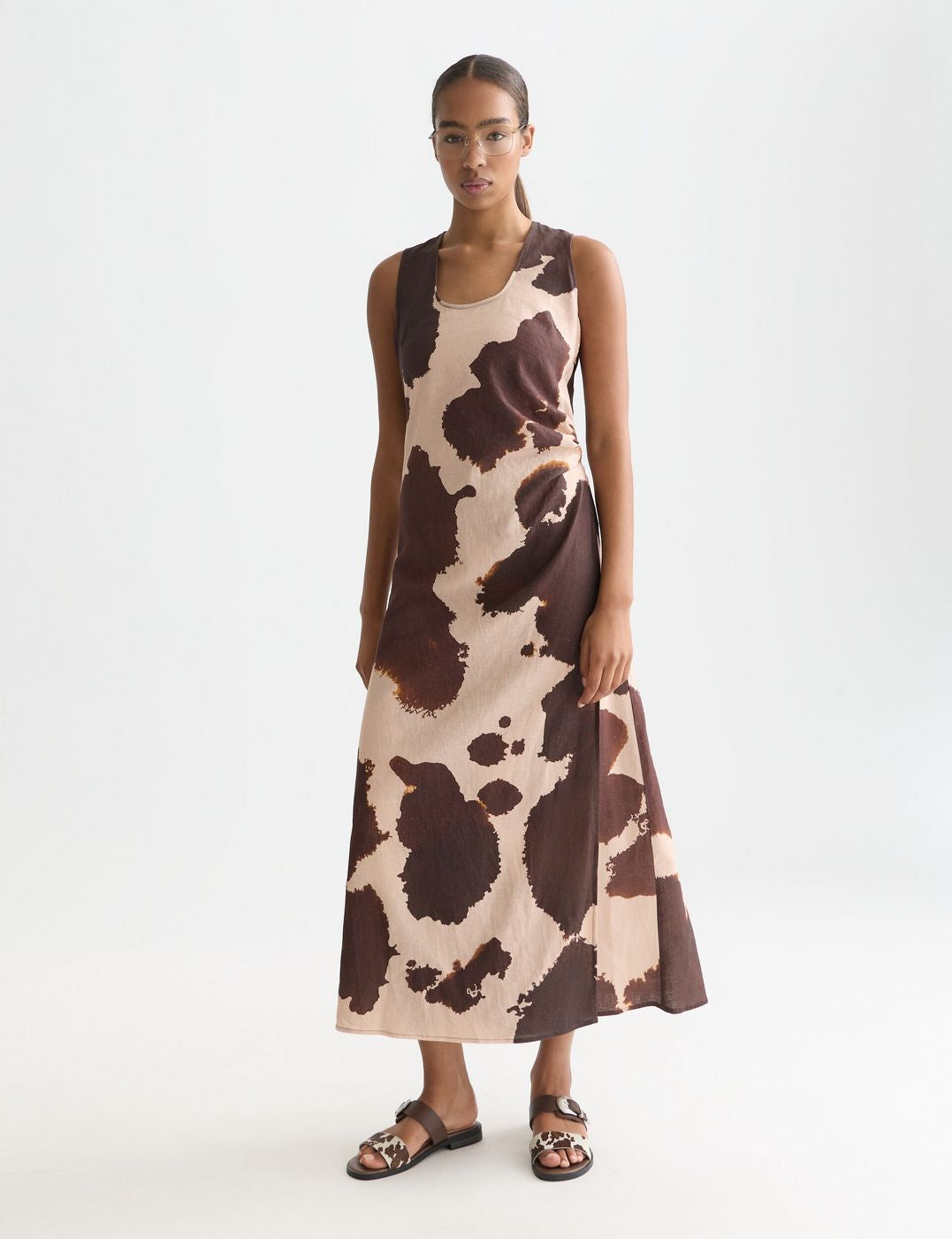 Robe Linen Ankle Length Wrap - Painterly Animal Eggnog