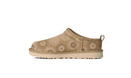 UGG - Classic Micro Sun Stitch Slipper Mustard Seed - Beige