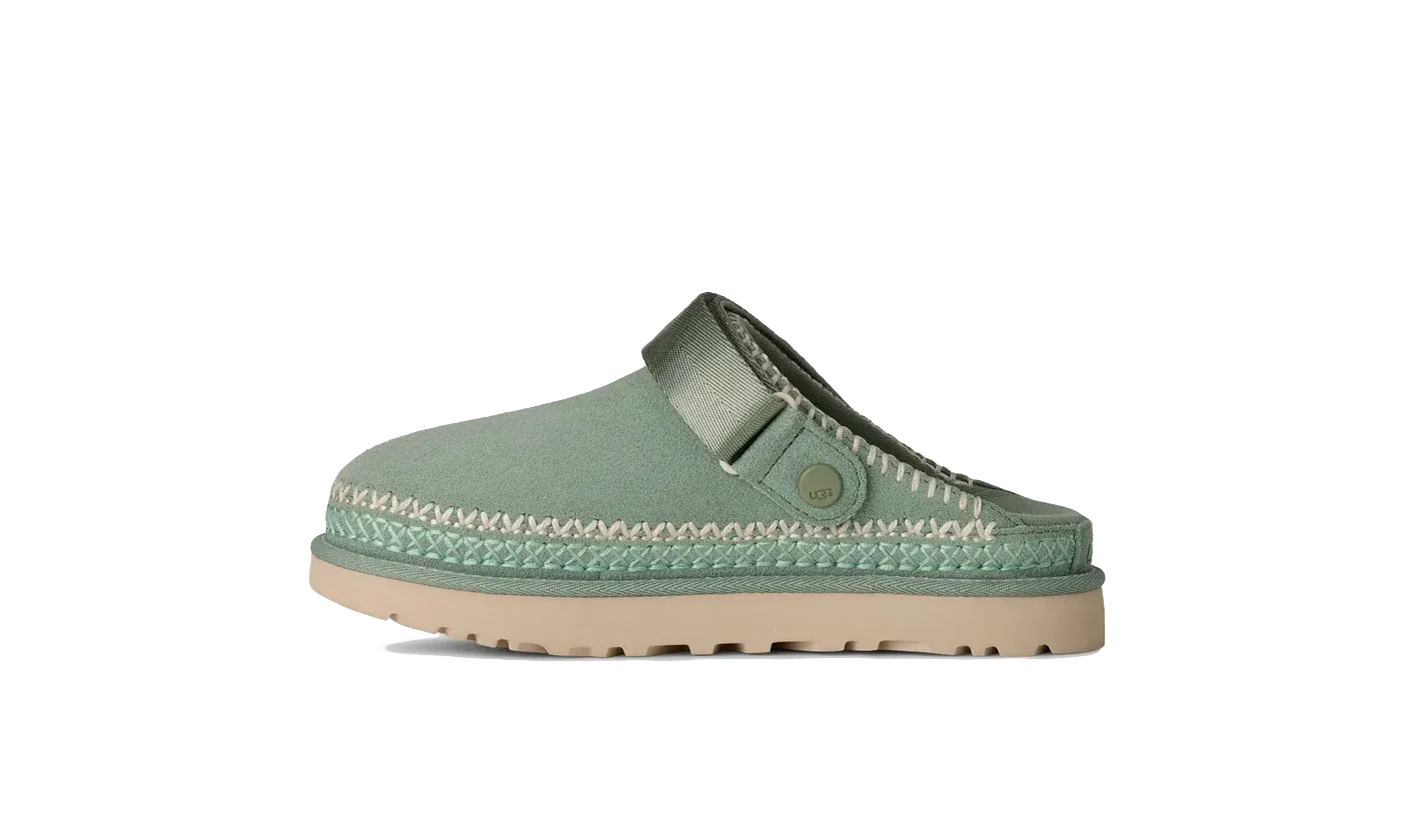 Goldenstar Meadow Accent Clog Artichoke - Bleu