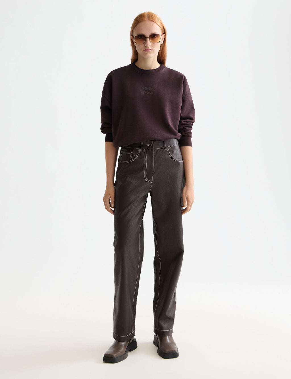 Pantalón Aurora de Polipiel de Tiro Alto y Corte Recto - Chocolate Plum