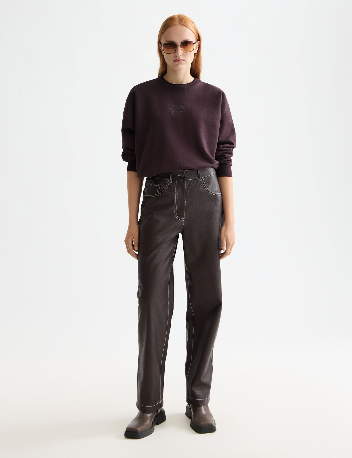 Pantalón Aurora de Polipiel de Tiro Alto y Corte Recto - Chocolate Plum