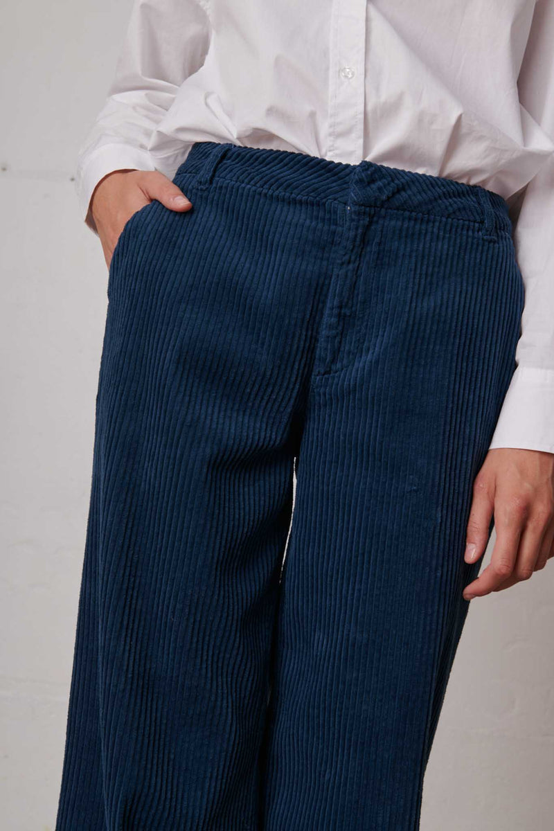 Pantalones de pana Uma Trendy - Prusia