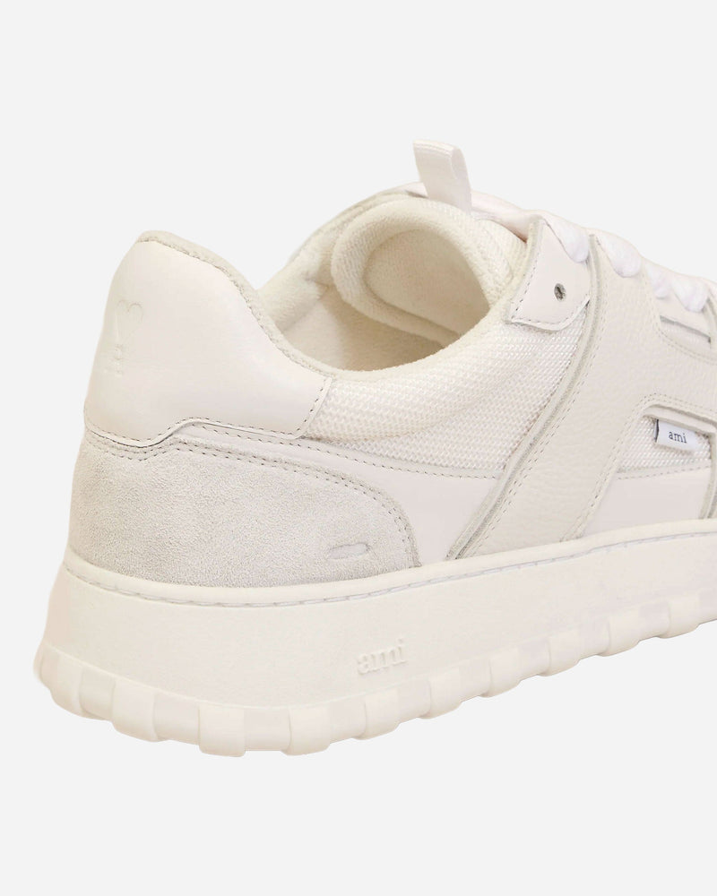 Ami Paris - Zapatillas bajas A Walk blancas de piel lisa