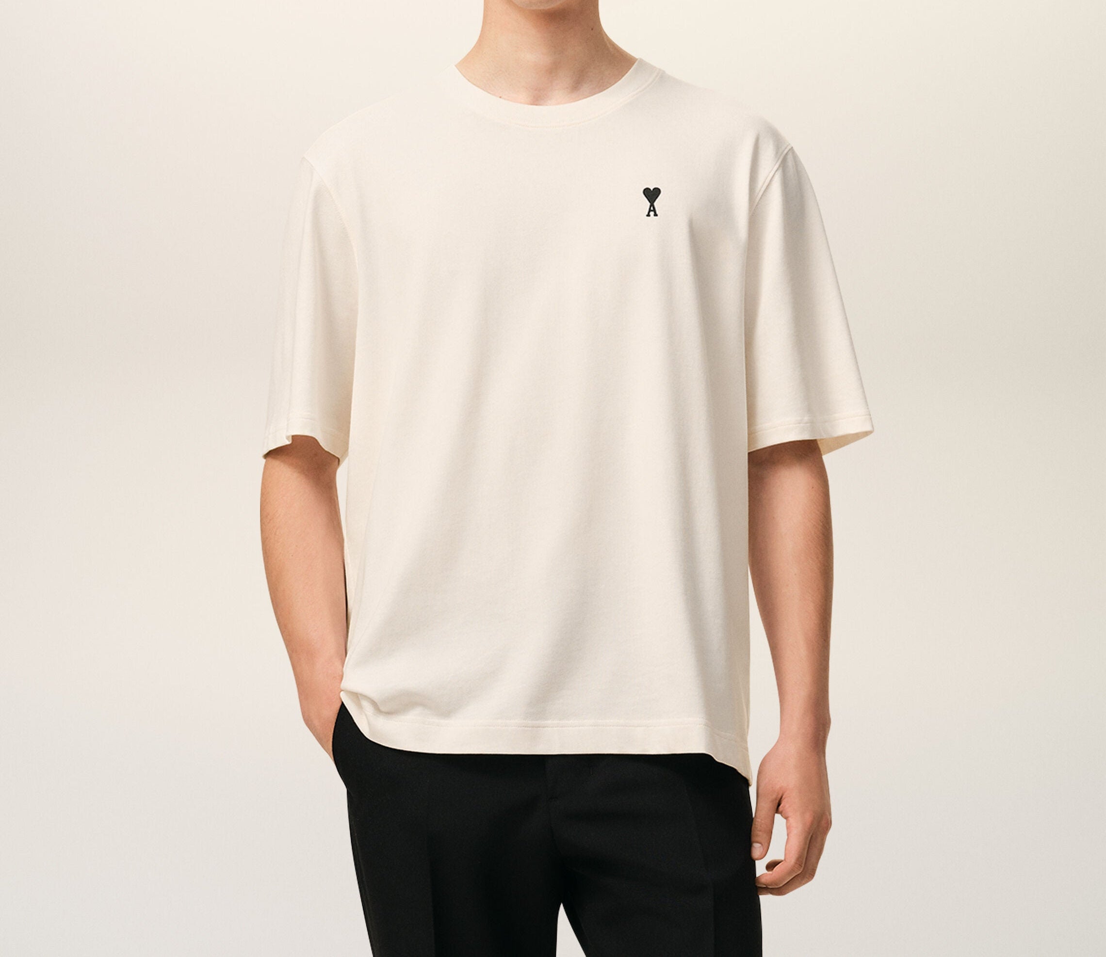 Ami Paris - Camiseta Place Des Victoires – Blanco