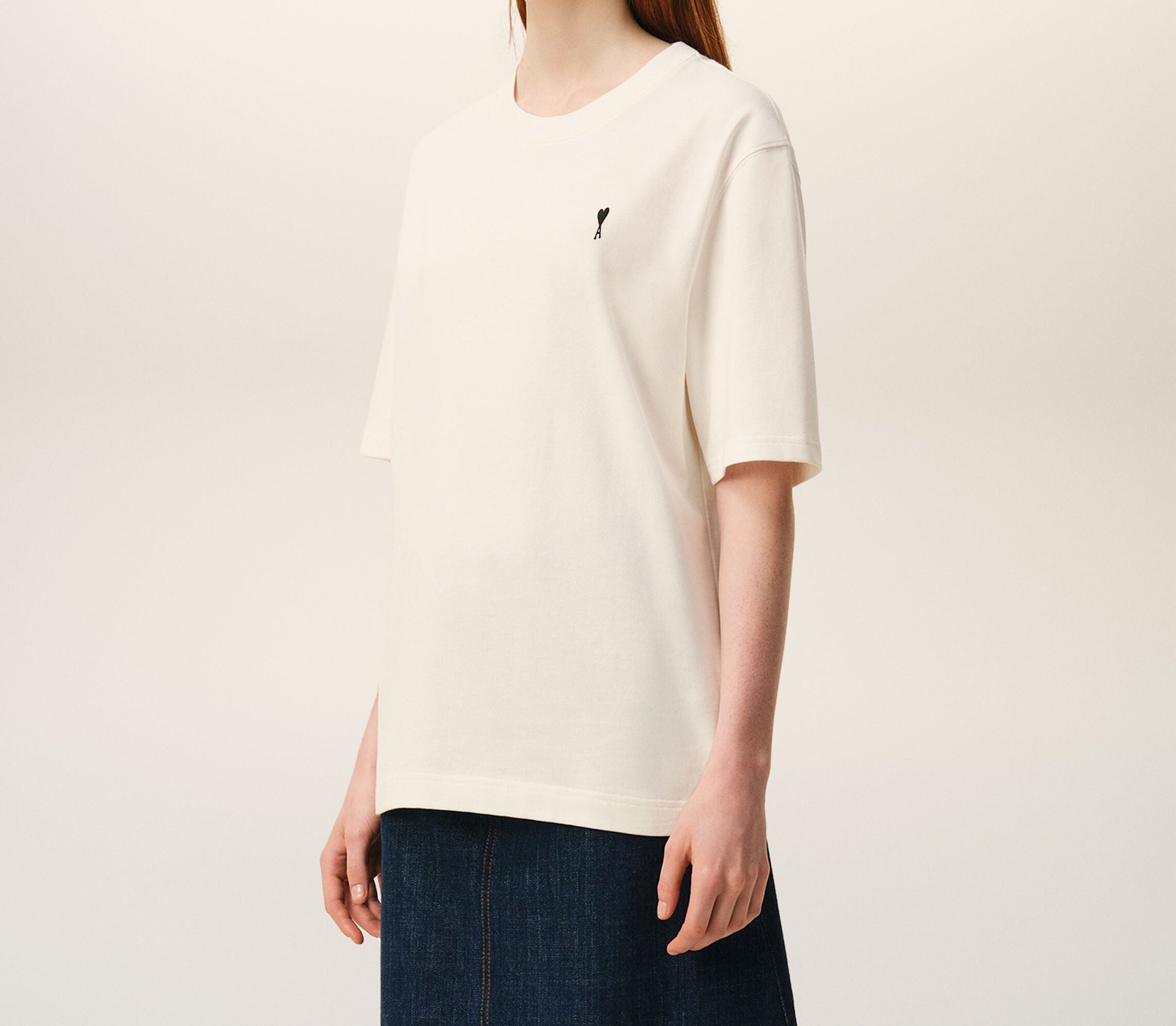 Ami Paris - Camiseta Place Des Victoires – Blanco