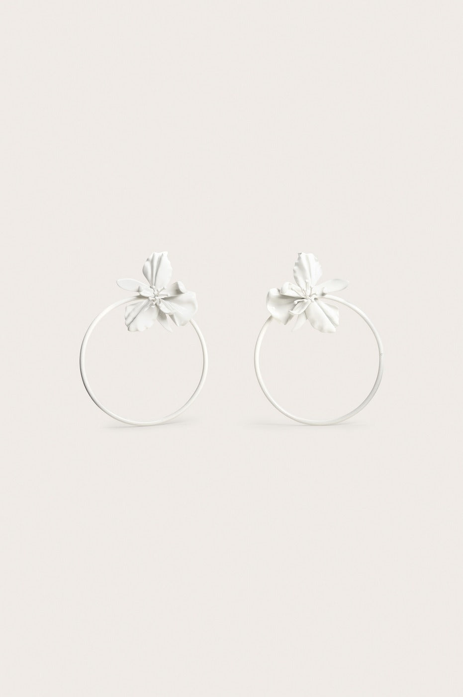 Camille Earrings - White
