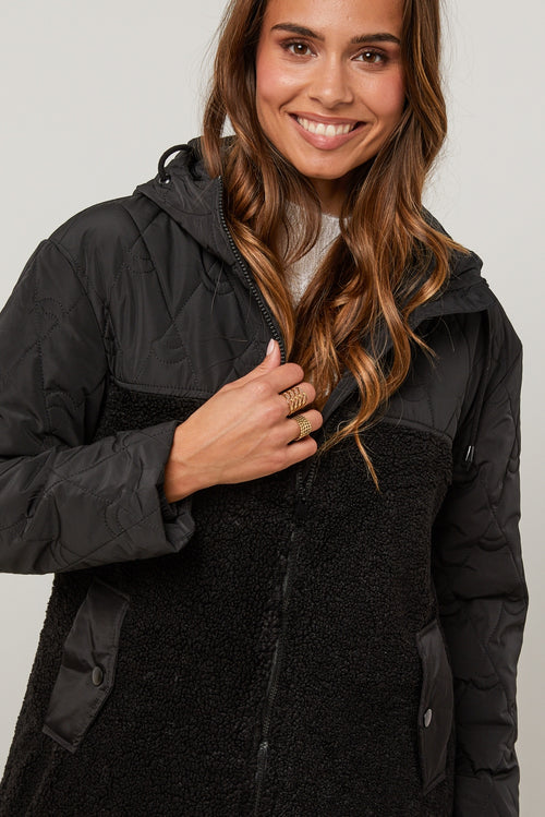 V8702 Down Jacket - Black