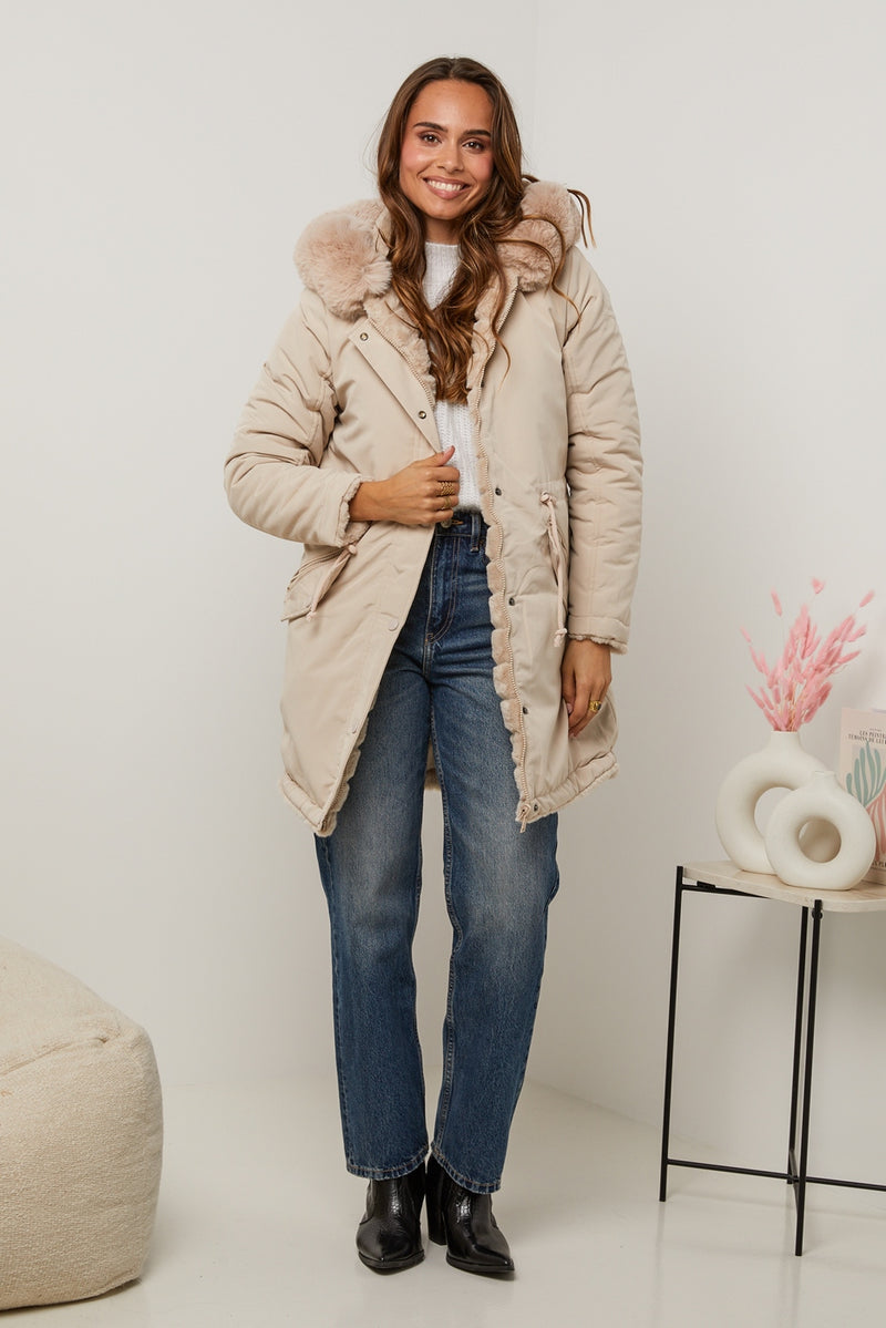 V8708 Puffer Jacket - Beige
