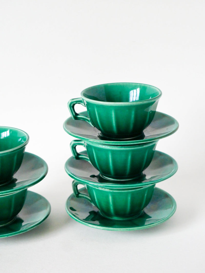 Ensemble De 5 Tasses À Café Et Soucoupes En Barbotine - Vert - 1960