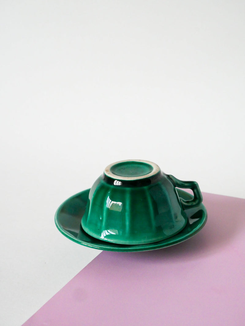 Ensemble De 5 Tasses À Café Et Soucoupes En Barbotine - Vert - 1960