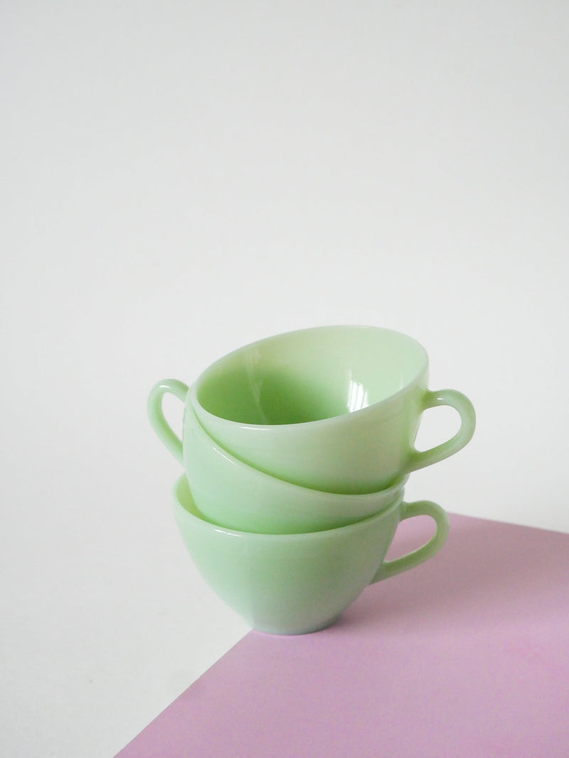 Ensemble De 6 Tasses À Café En Arcopal - Vert Opalescent - 1960