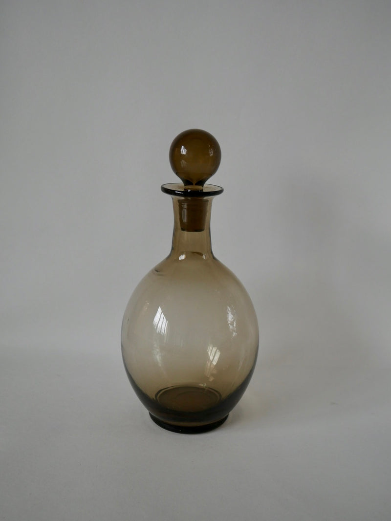 Ensemble Composé D'Une Carafe Et De De 9 Verres À Liqueur Design En Verre Fumé Art Déco - Années 30