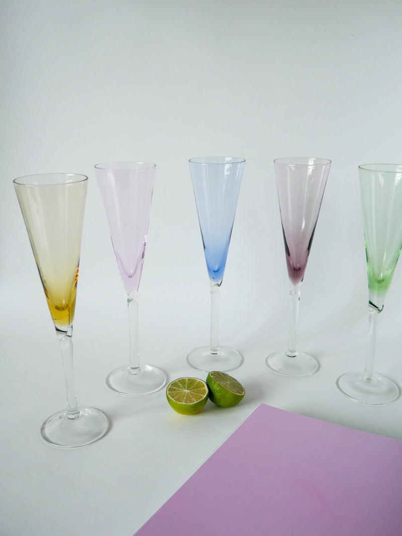 Lot De 5 Flûtes À Champagne En Verre Coloré Design - 1970