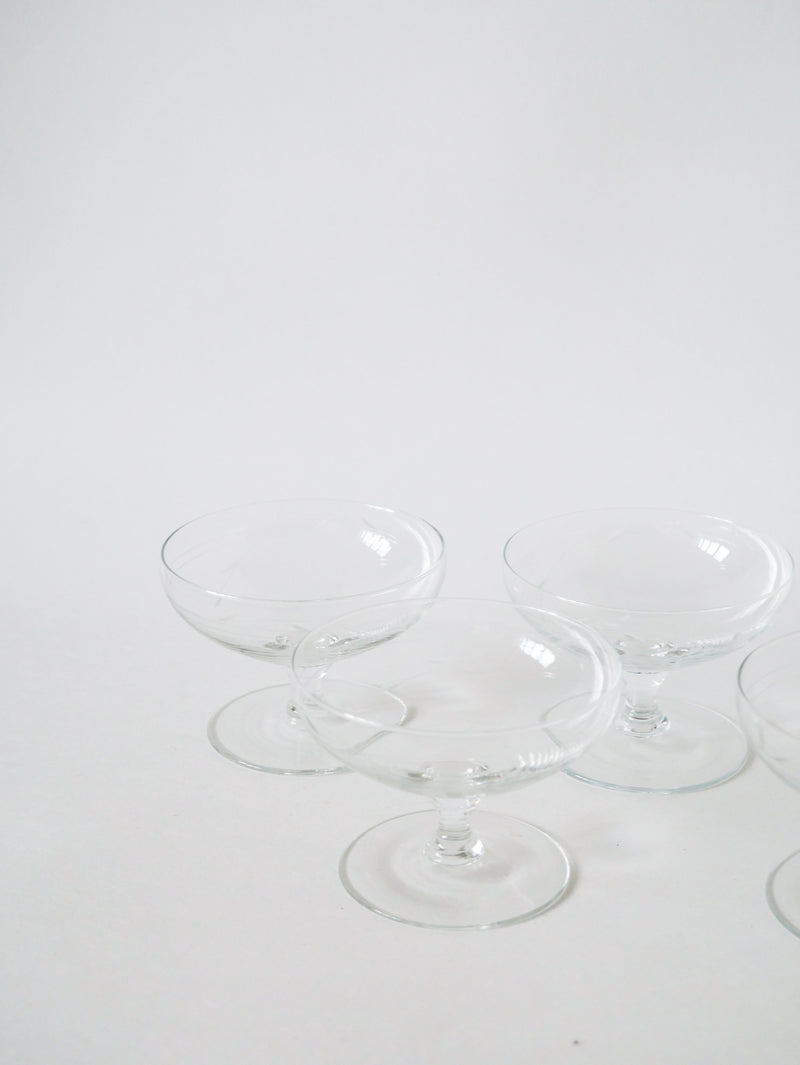 Lot De 5 Coupes À Champagne En Cristal Gravé 1950 9 X 6.5 Cm