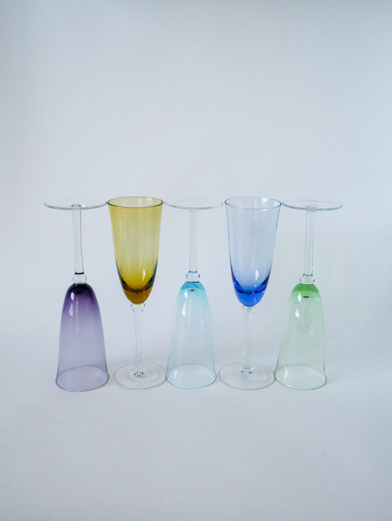 Ensemble De 5 Flûtes En Verre Coloré Multicolores - 1970