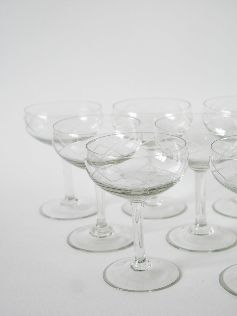 Lot De 9 Coupes À Champagne En Cristal Gravé - 1930