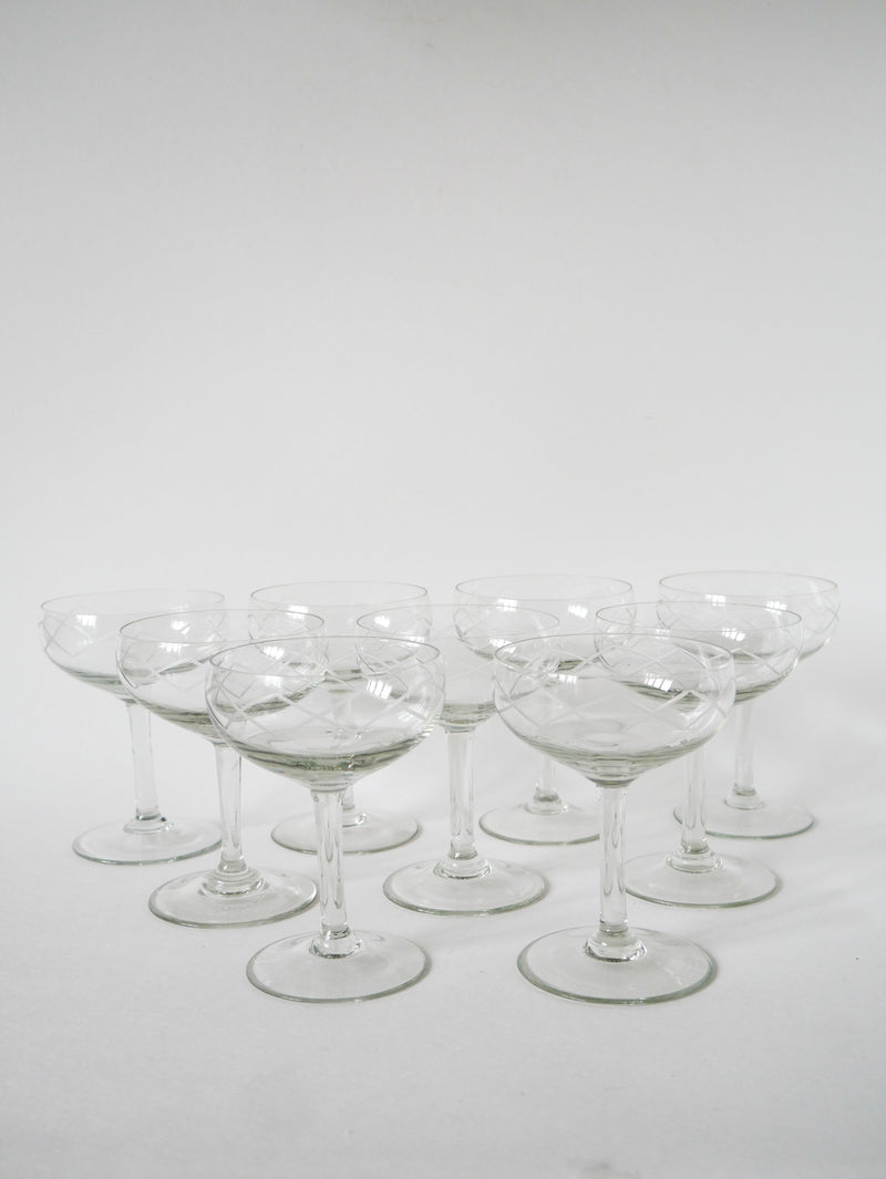 Lot De 9 Coupes À Champagne En Cristal Gravé - 1930