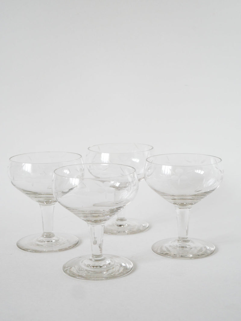 Ensemble De 4 Coupes À Champagne En Cristal Gravé - 1950