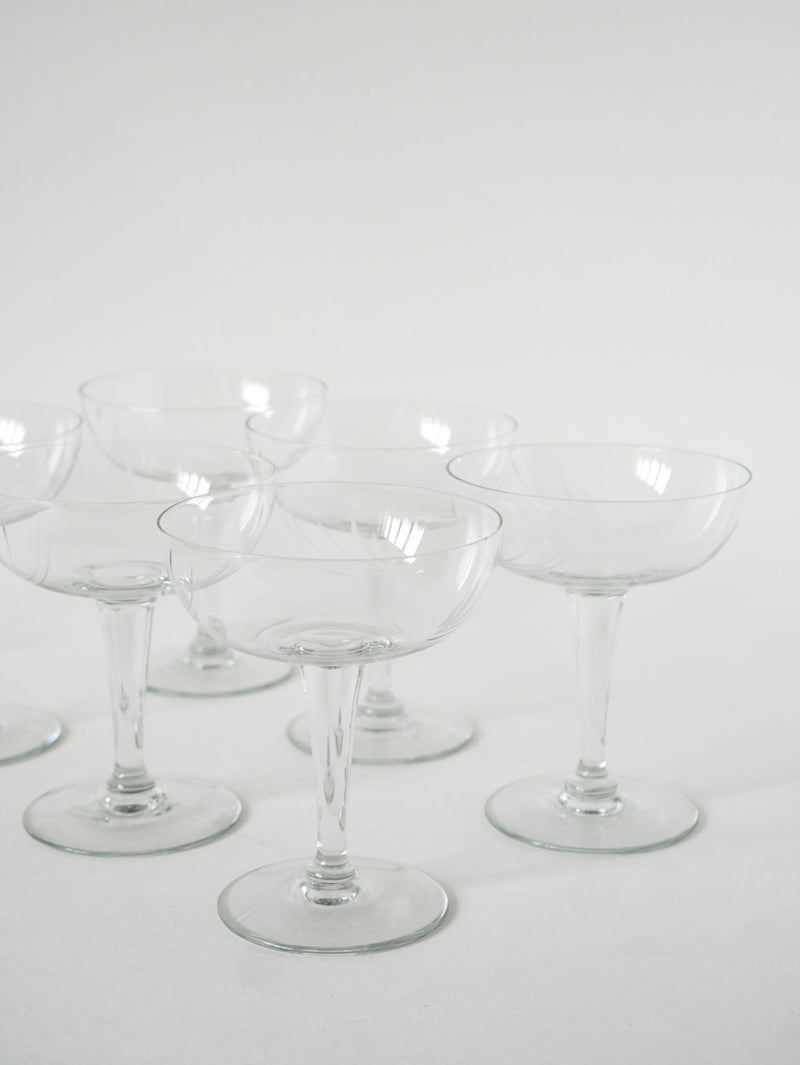 Ensemble De 7 Coupes À Champagne En Cristal Gravé - 1940