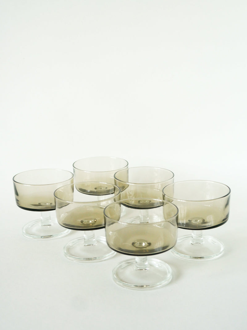 Ensemble De 6 Coupes À Champagne En Verre Fumé - Design - 1970