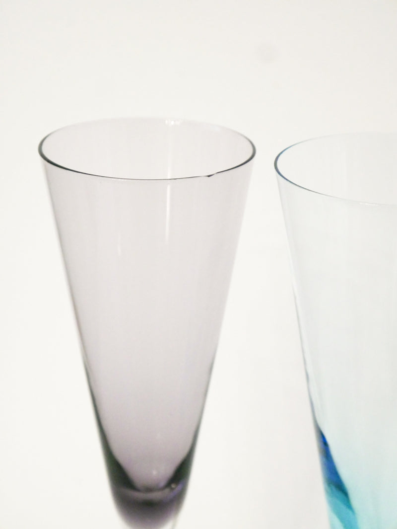 Ensemble De 5 Flûtes À Champagne En Verre Coloré - Design - 1970