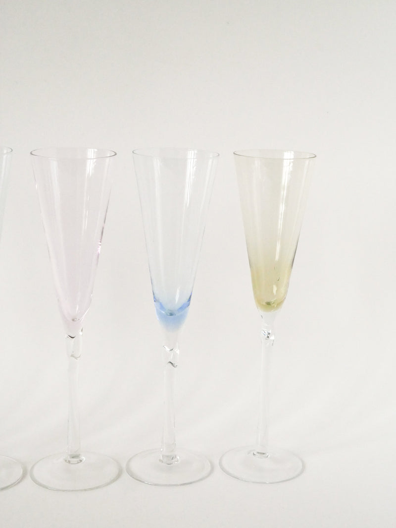 Ensemble De 5 Flûtes À Champagne En Verre Coloré - Design - 1970