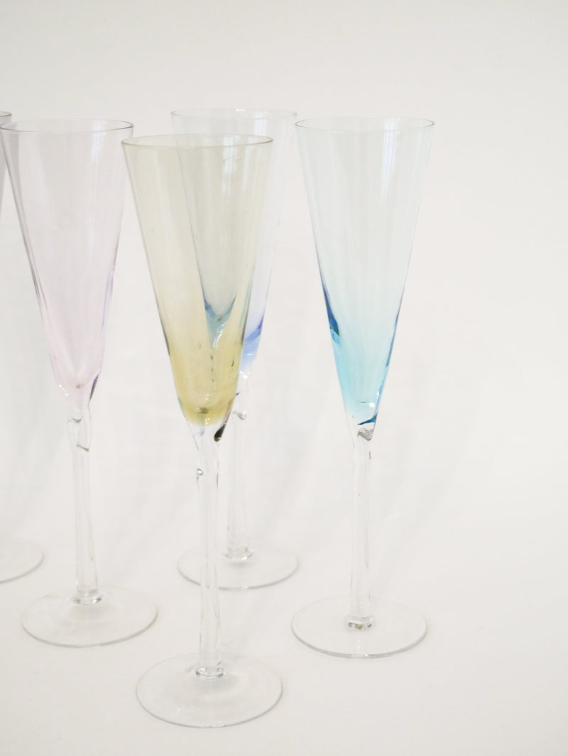 Ensemble De 5 Flûtes À Champagne En Verre Coloré - Design - 1970