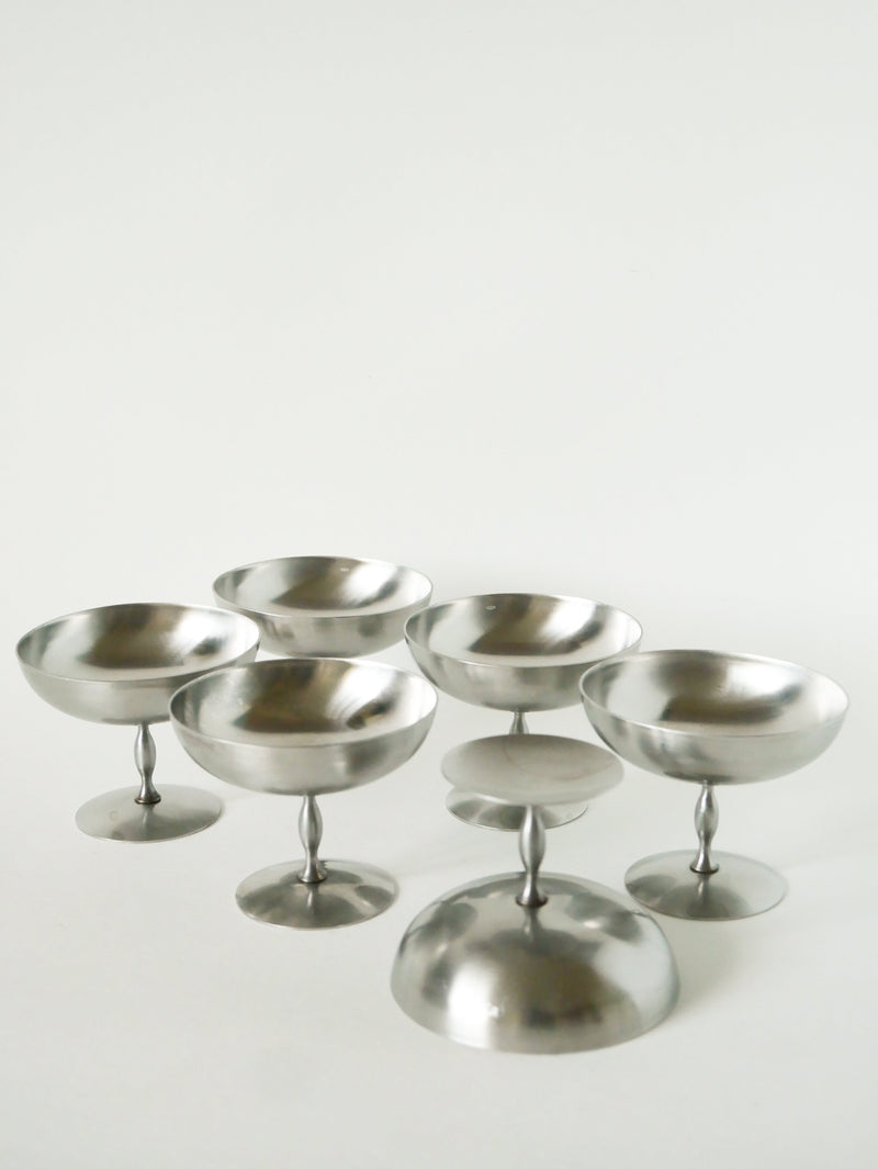 Ensemble De 6 Coupes À Glace En Inox Hautes Et Mats - Pieds Fins Forme Libre - Design - 1970