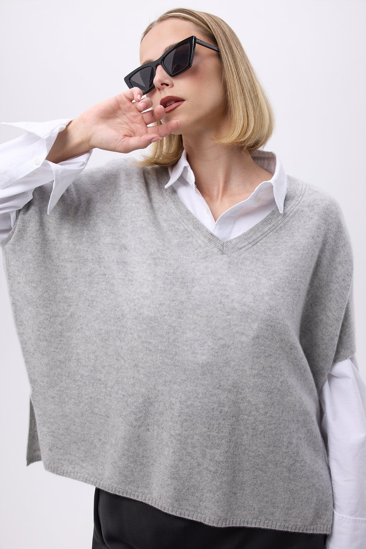Oversized trui met V-hals mouwloos F Vanina - Lichtgrijs - Dames