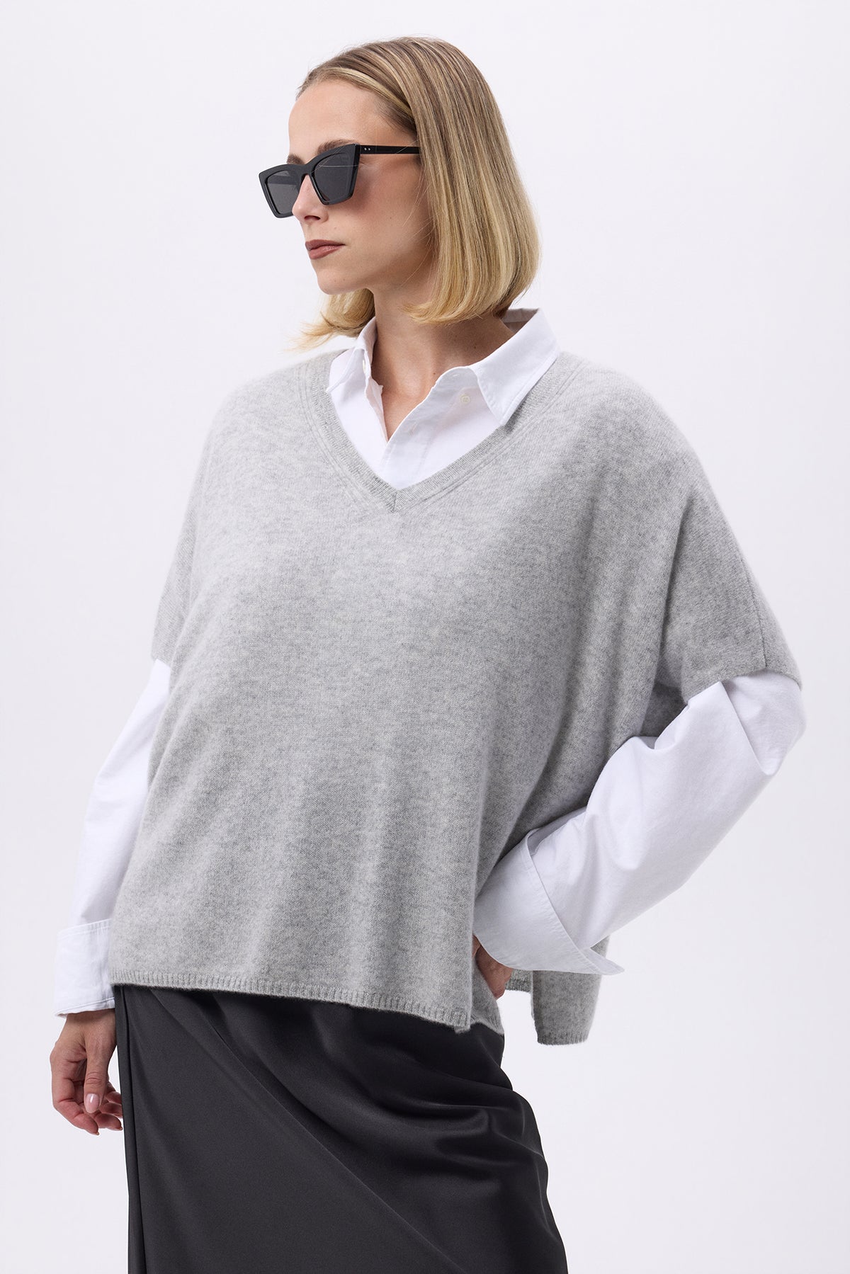 Oversized trui met V-hals mouwloos F Vanina - Lichtgrijs - Dames