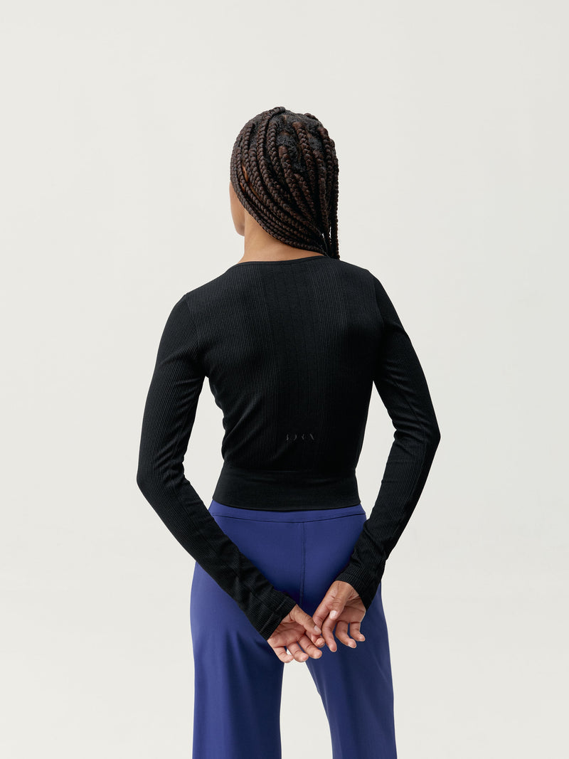 Camiseta Veda Negra - Mujer