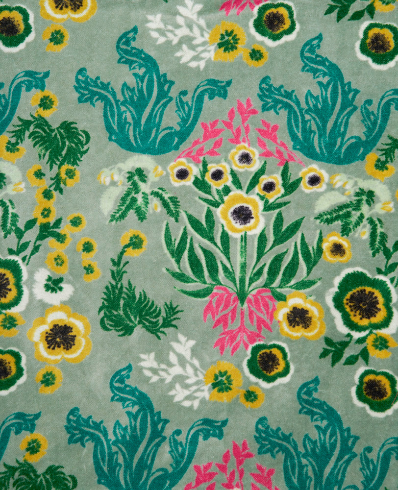 Square Cushion Velvet - Swainston green