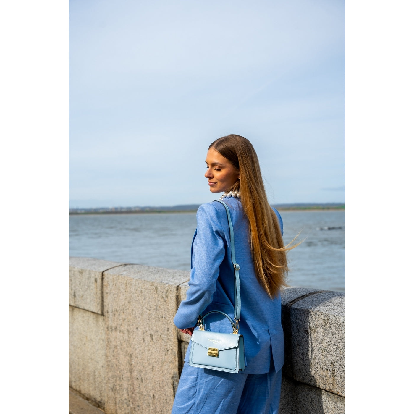 Bolso de hombro Leah - Azul cielo