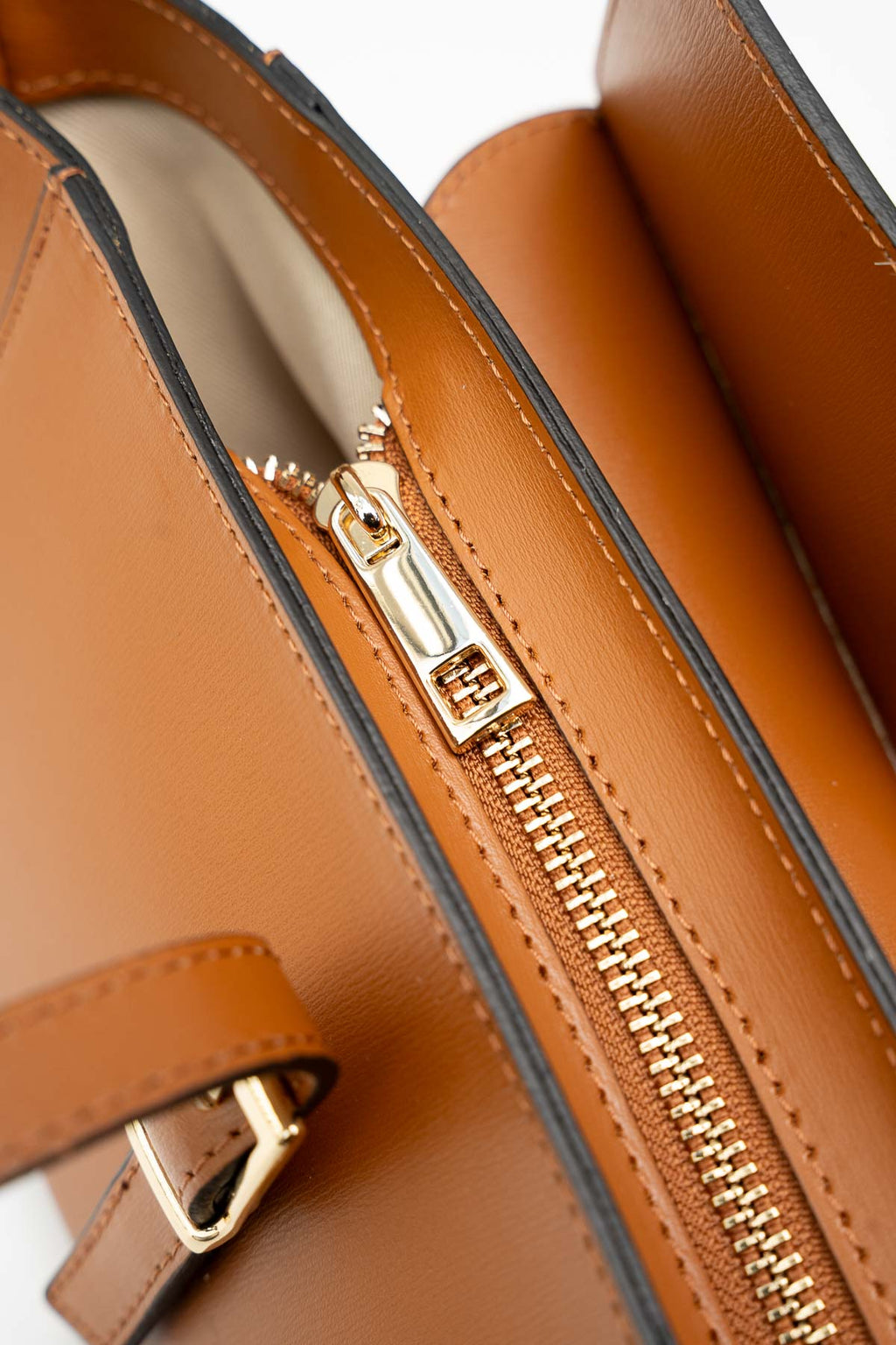 Bolso bandolera Briana Box - Camel