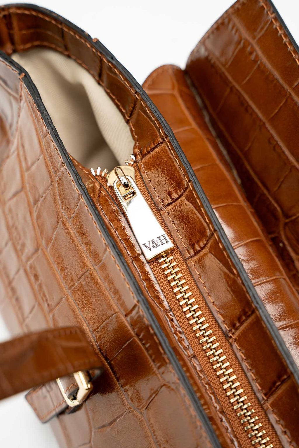 Bolso De Hombro Briana Croco - Camel