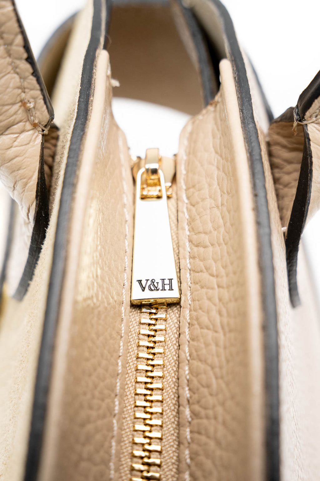 Clare Shoulder Bag - Light Taupe