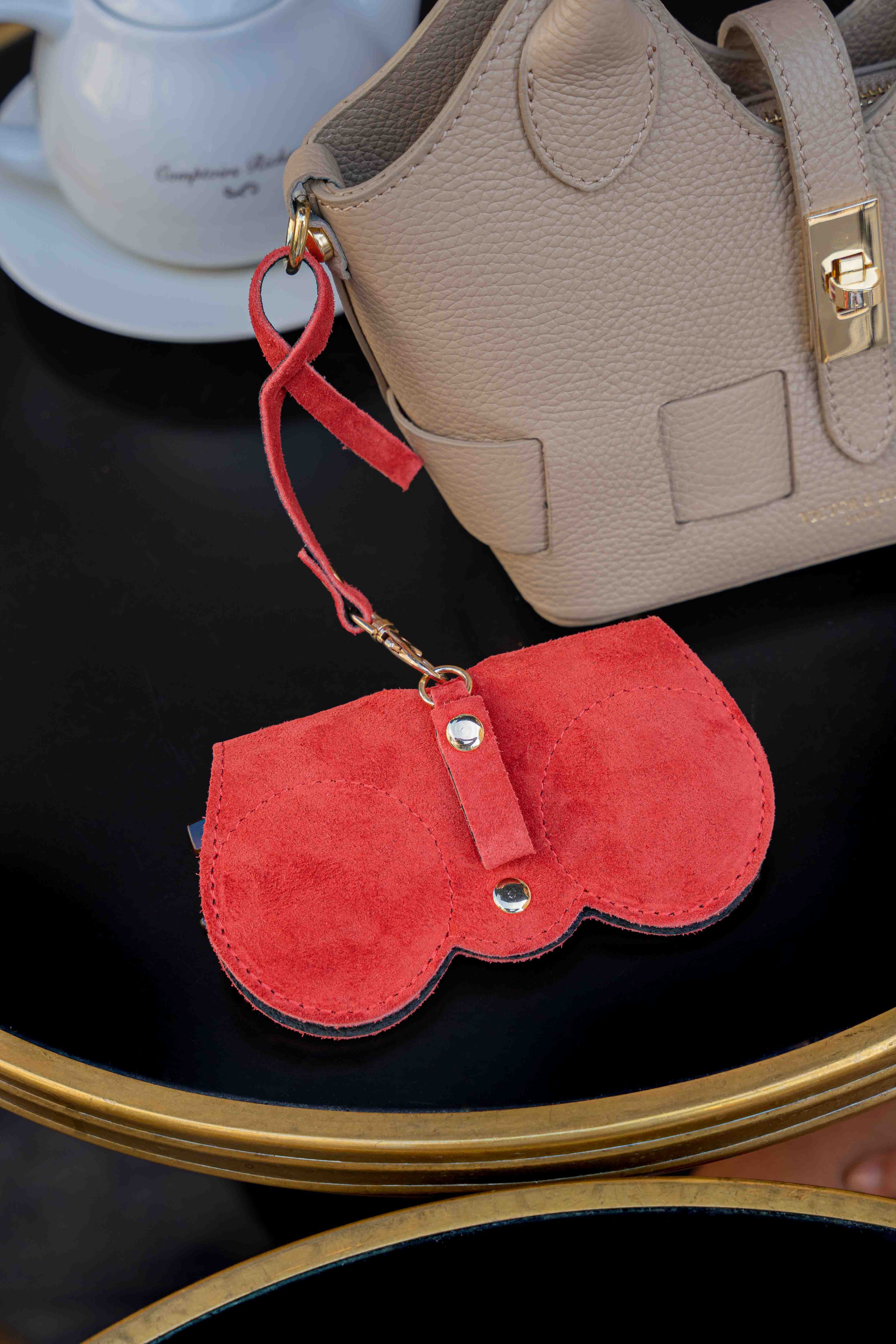 Samy Glasses Holder - Red